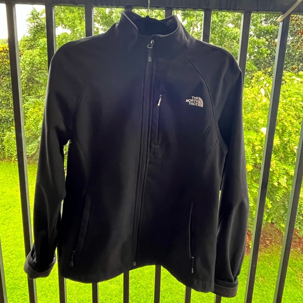 North Face jacket. Women's L.